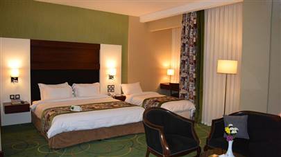 اتاق سه تخته هتل هما 1 مشهد اتاق سه تخته هتل هما 1 مشهد